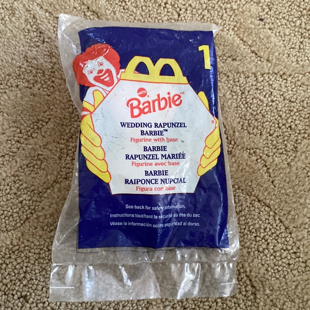 WEDDING RAPUNZEL BARBIE 1996  MCDONALDS HAPPY MEAL TOY NEW SEALED